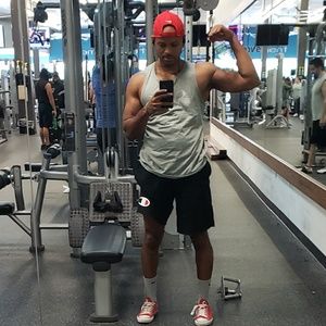 Meet your Posher, Daron